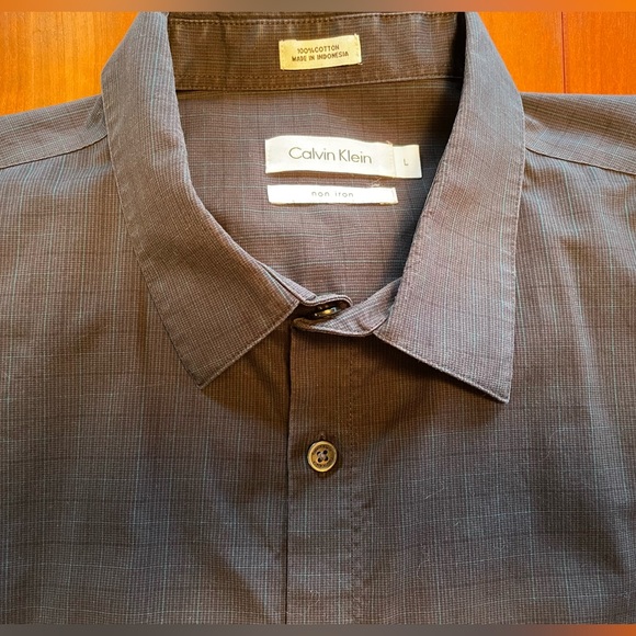 Calvin Klein - dark navy with black and light teal green plaid - button down - Picture 1 of 8